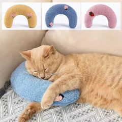 “U-Shaped Pet Neck Pillow for Dogs & Cats – Calming Sleep Support UK"