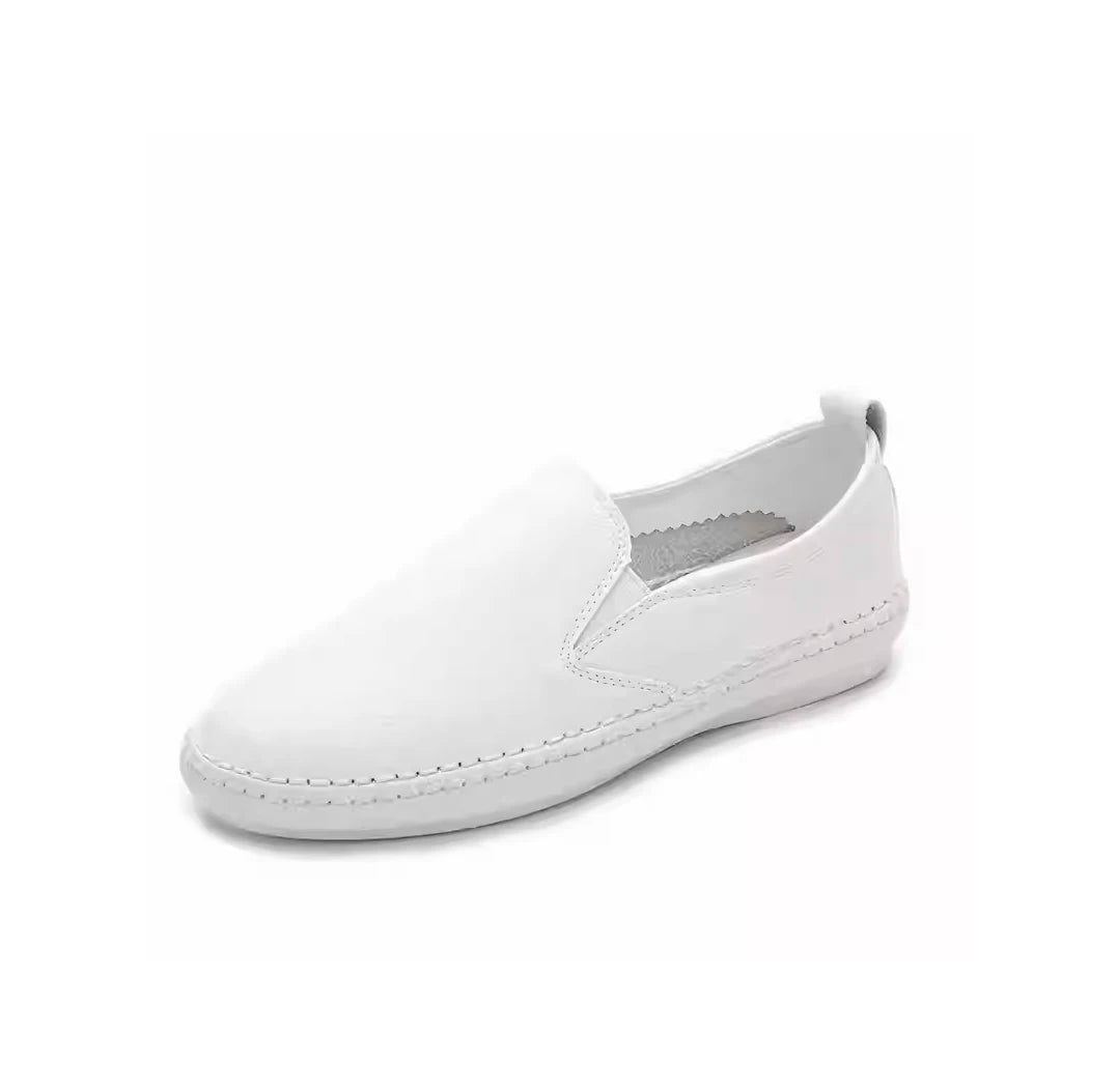 Women's shoes, white shoes, women's leather breathable lazy shoes, soft-soled Lok Fu shoes, women's flat-bottomed white leisure
